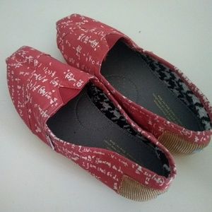 Rare Calculus red Tom's classic loafers flats